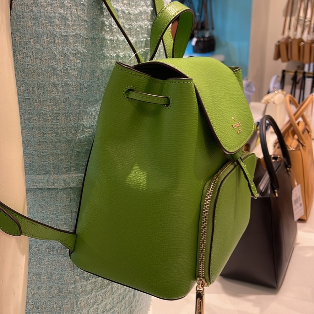 Kate Spade Kristi Medium Flap Backpack
Turtle Green
NWT - Picture 7 of 16